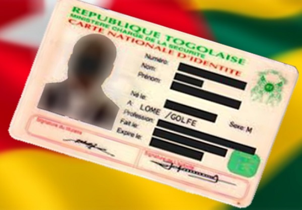 Carte Nationale d'Identité Carte Nationale d'Identité togolaise (spécimen anonymisé)
